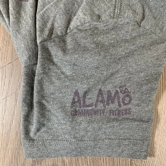 Women’s Grey Tshirt Small Alamo Community Fitness Chadwick Bozeman Quote - Picture 7 of 8